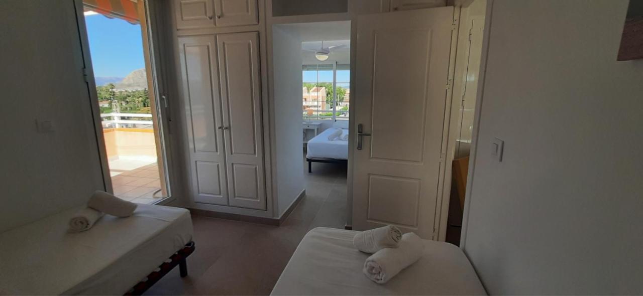 Apartamento Atico En Urb Bahia De Denia De Vacaciones Mar Por Medio Exterior foto