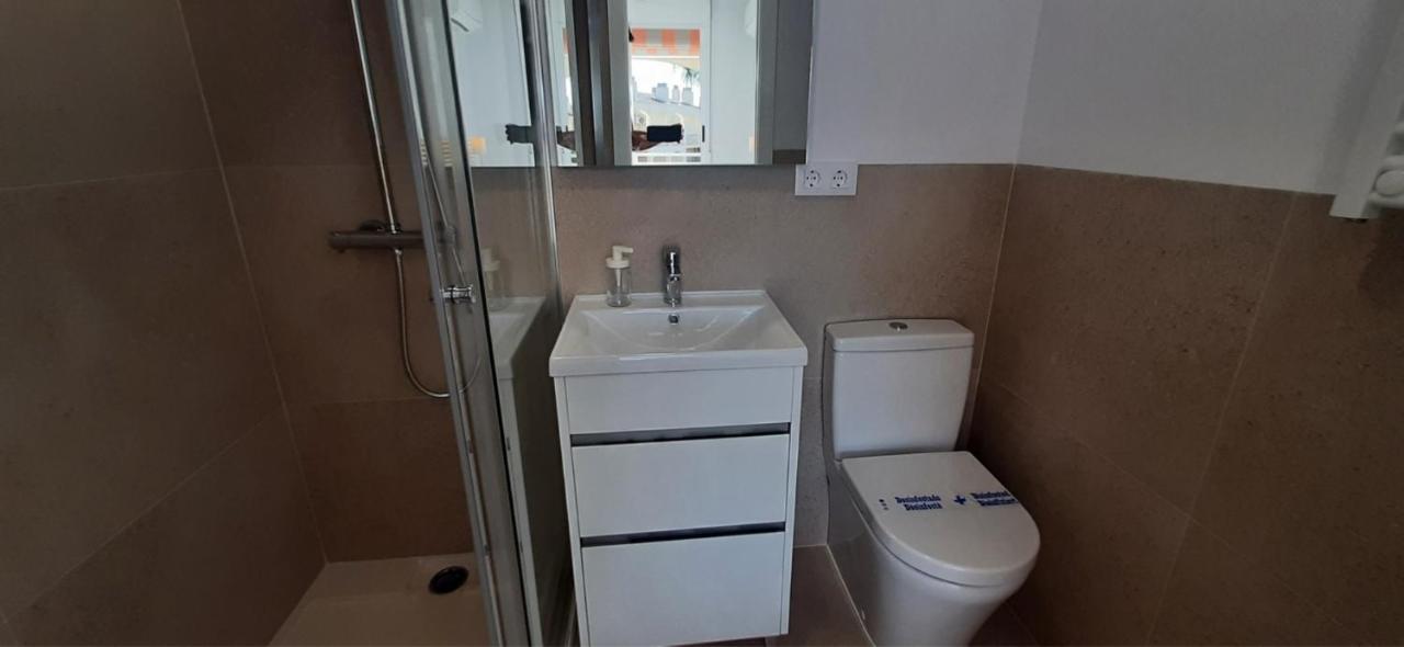 Apartamento Atico En Urb Bahia De Denia De Vacaciones Mar Por Medio Exterior foto