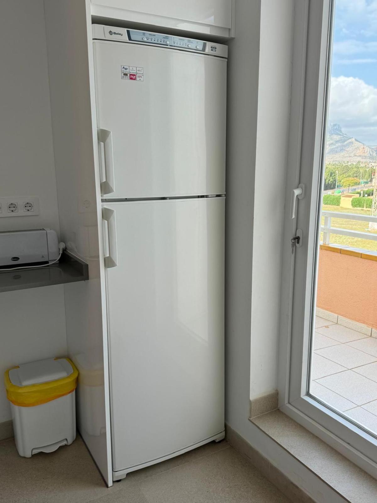 Apartamento Atico En Urb Bahia De Denia De Vacaciones Mar Por Medio Exterior foto